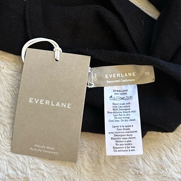 Everlane The Cashmere Scarf NWT - Picture 8 of 9